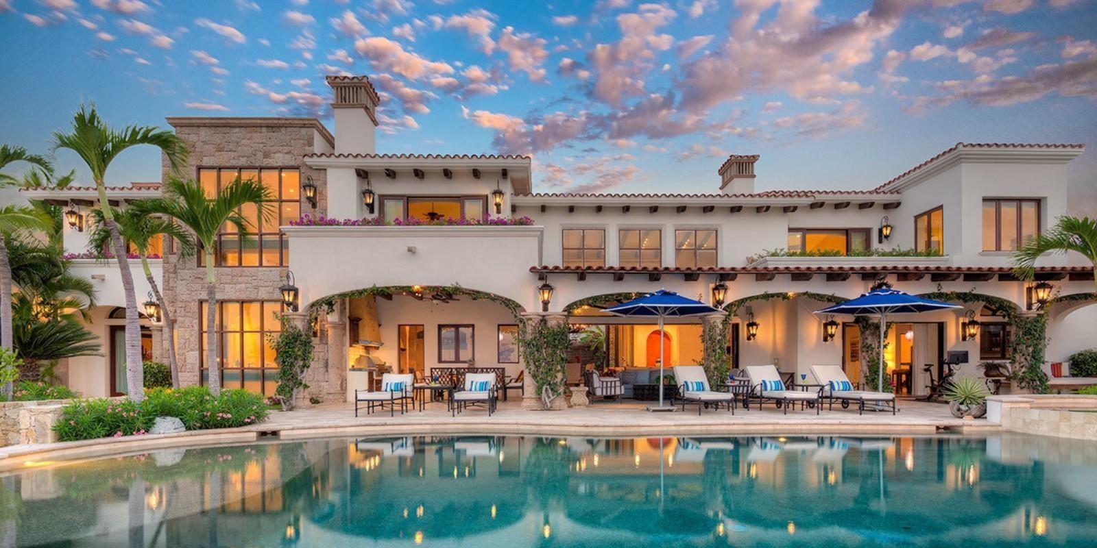 ¿Qué hace que una propiedad de lujo sea considerada una mansión y por qué Los Cabos es la meca de México para los millonarios?