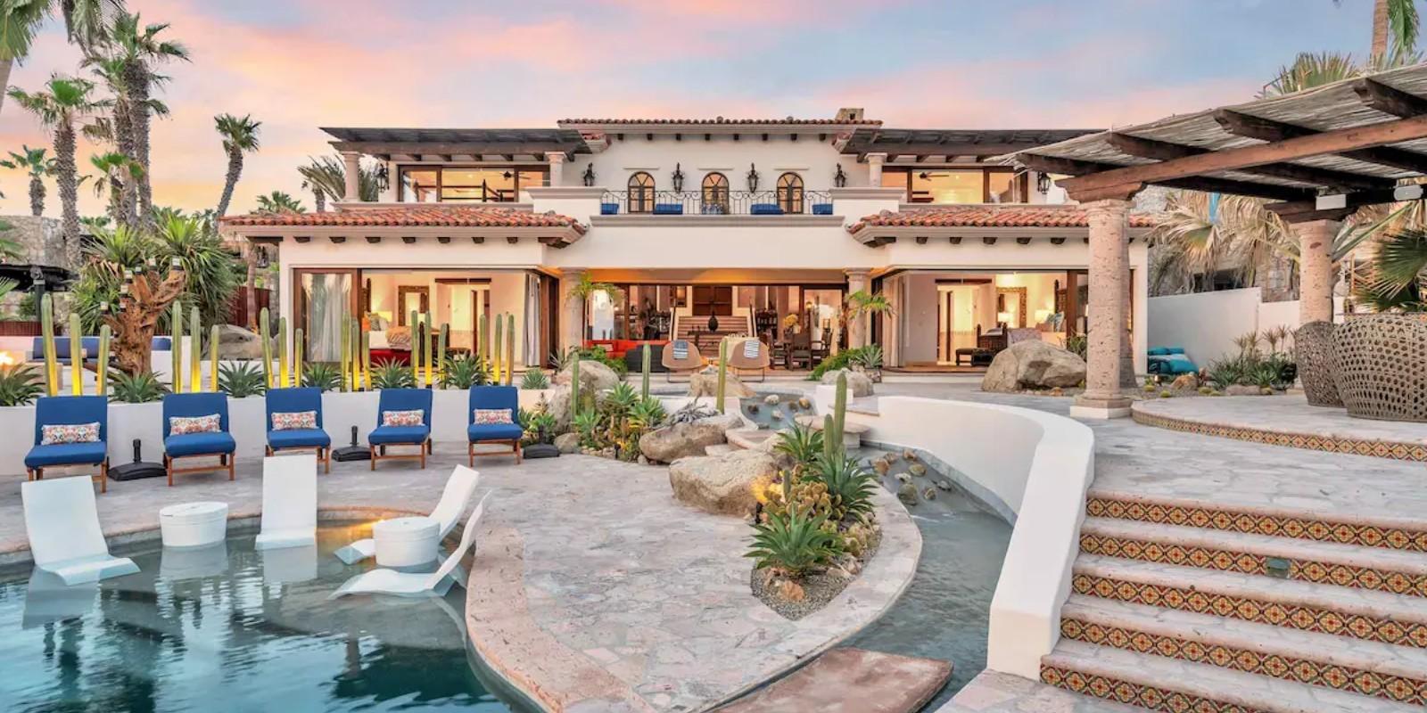 Villas de lujo en Los Cabos: Spa, cine y chef privado