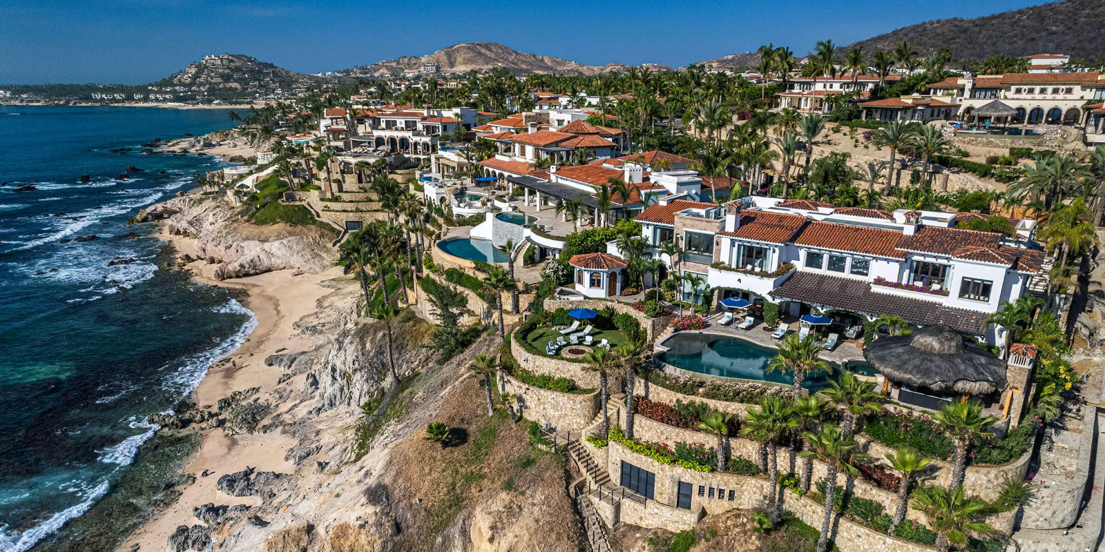 ¿Cuánto se Puede Ganar RENTANDO por Airbnb en Los Cabos? Claves para Maximizar la Rentabilidad y Mejorar la Experiencia de tus Huéspedes